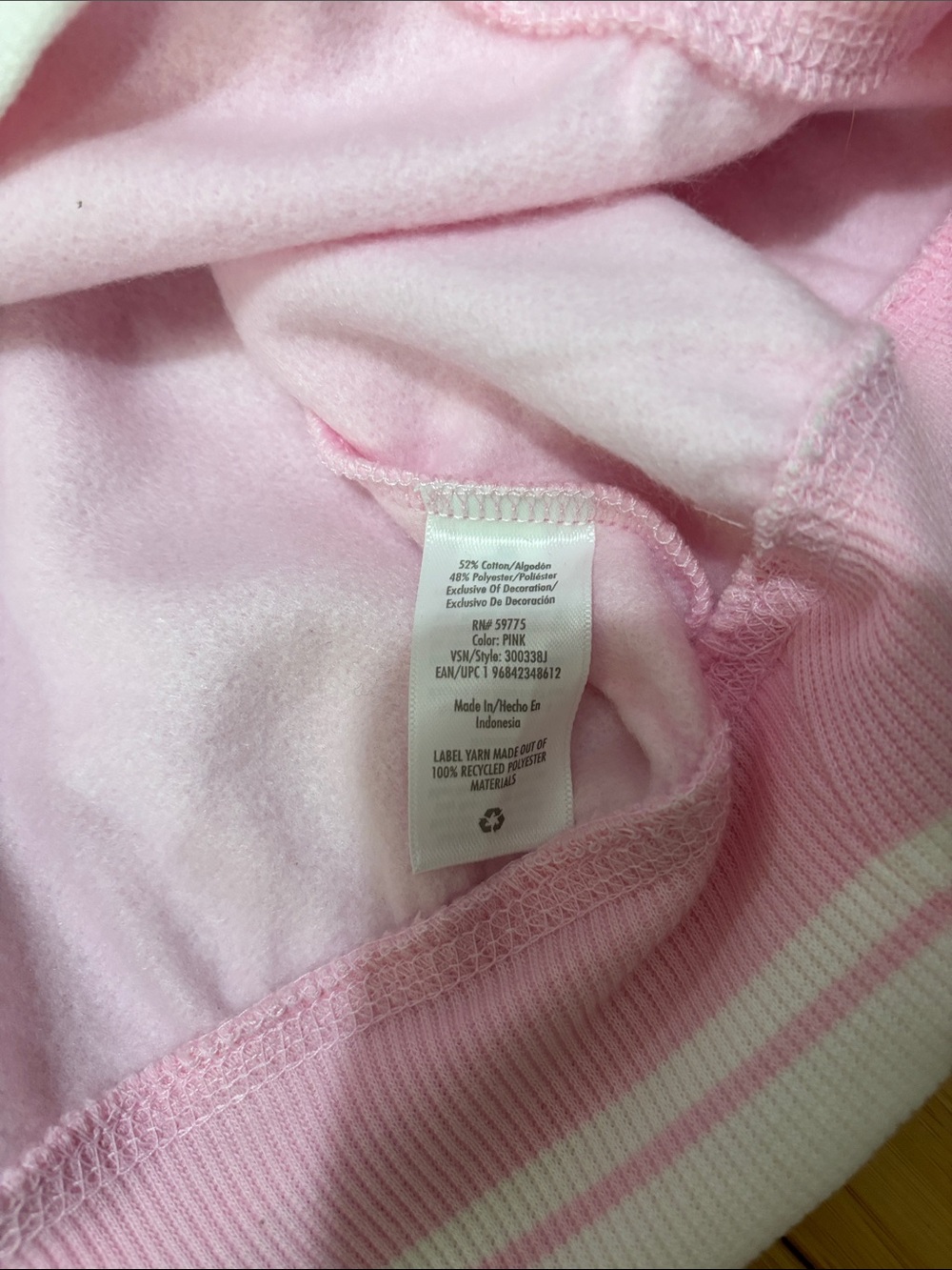 Women’s graphic sweatshirt. Size S. NWT - Picture 7 of 7